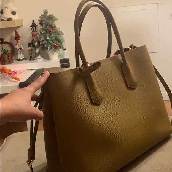 Authentic Prada double saffiano bag - Picture 10 of 13